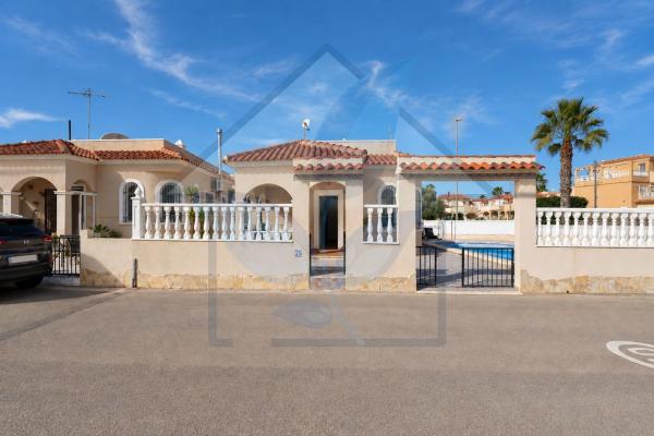 Casa o chalet independiente en Calle Suecia s/n, Algorfa photo 1
