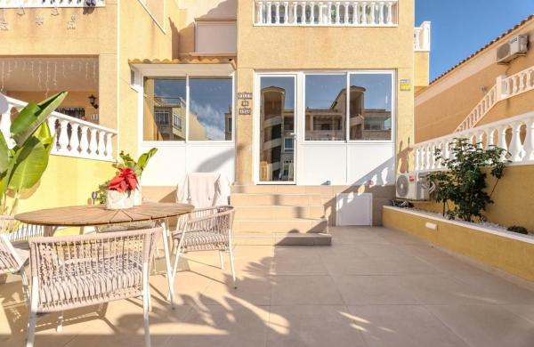 Duplex na sprzedaż w Dúplex en La Ciñuelica - Villa Rosa, Orihuela, Orihuela photo 1