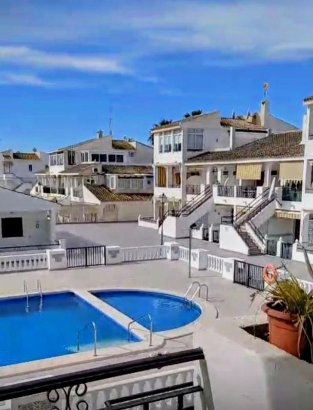 Продажа дуплекса на Dúplex en Zona los Frutales, Torrevieja, Торревьеха photo 3
