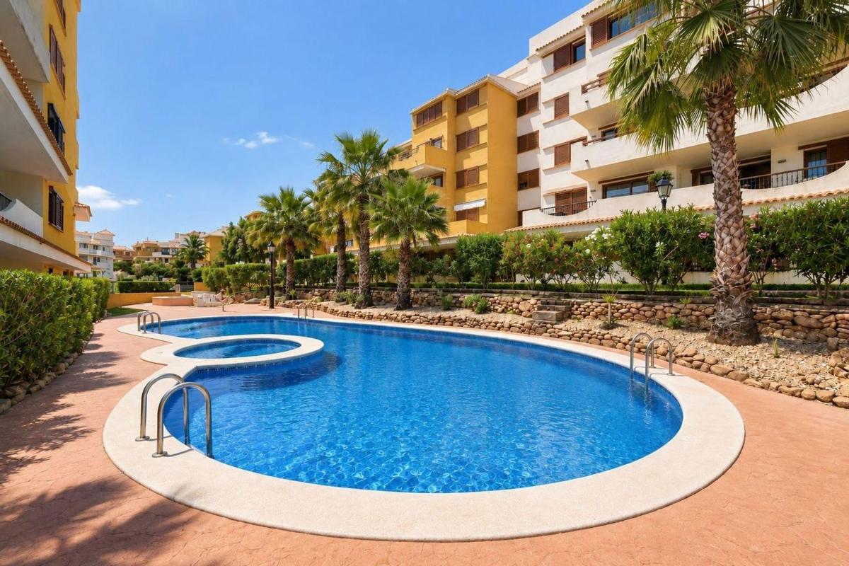 Sprzedaż mieszkania w Piso en Punta Prima, Torrevieja, Torrevieja
photo 1