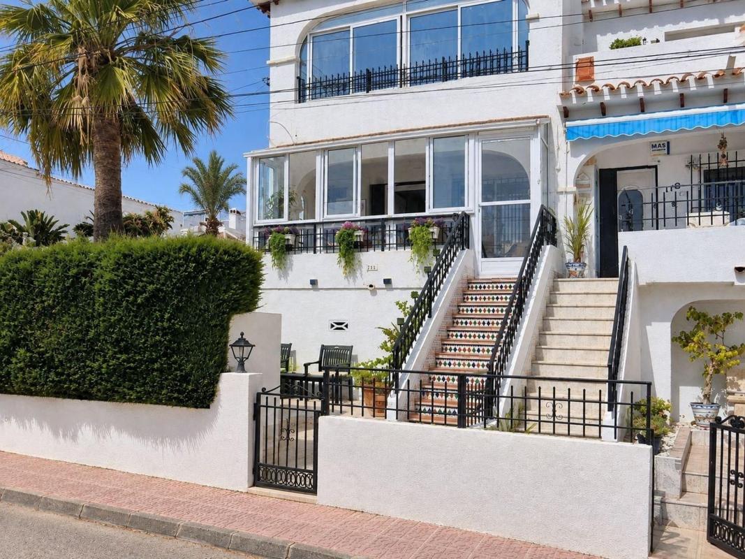 Продажа квартиры на Piso en Villamartín, Orihuela, Ориуэла
photo 2