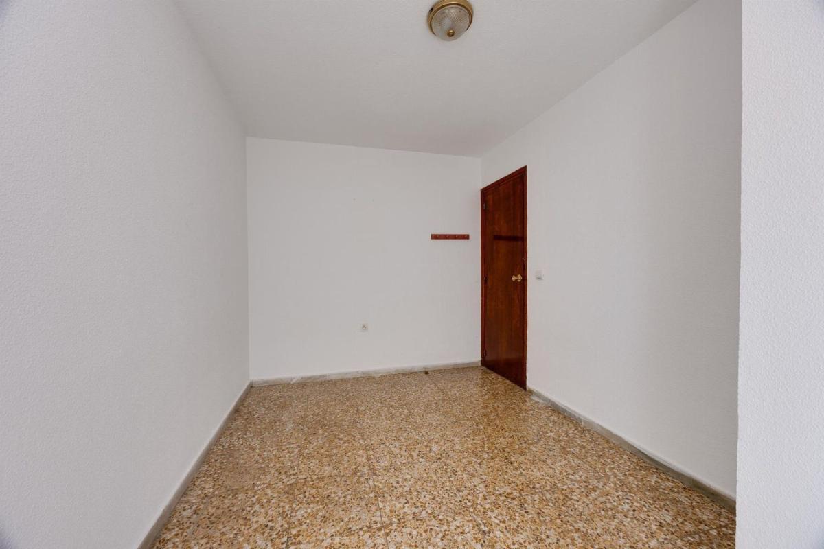 Продажа квартиры на Piso en Calle San Miguel de Salinas, 9, El Acequión, Torrevieja, Торревьеха
photo 4
