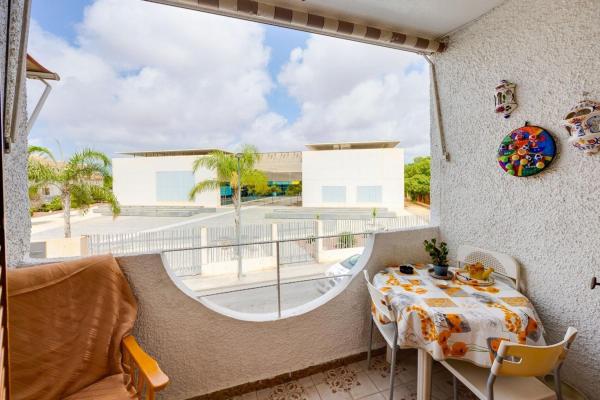 Продажа квартиры на Piso en Calle Urbano Arregui, 5, El Acequión, Torrevieja, Торревьеха
 photo 4