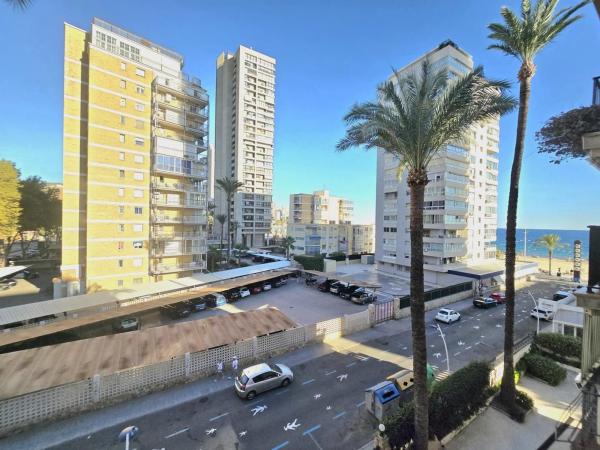 Продажа квартиры на Piso en Playa de Levante, Benidorm, Бенидорм
thumbnail 2