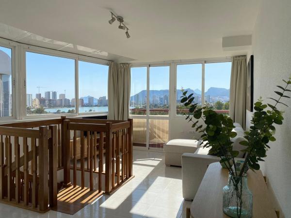 Duplex for sale on Dúplex en Avenida Juan Carlos I, Playa de Fossa-Levante, Calpe, Calpe thumbnail 2