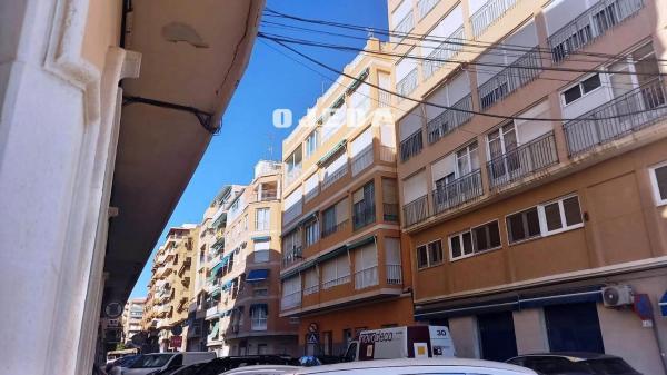 Sprzedaż mieszkania w Piso en Calle Sant Vicent, Playa Levante, Santa Pola, Santa Pola
 photo 4
