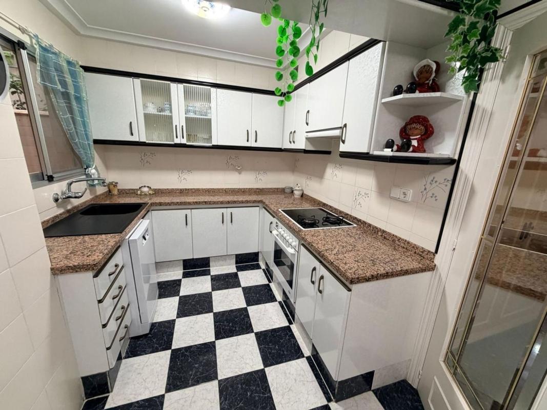 Sale of apartment in Piso en Centro - Zona Alta, Alcoy / Alcoi, Alcoy
photo 3