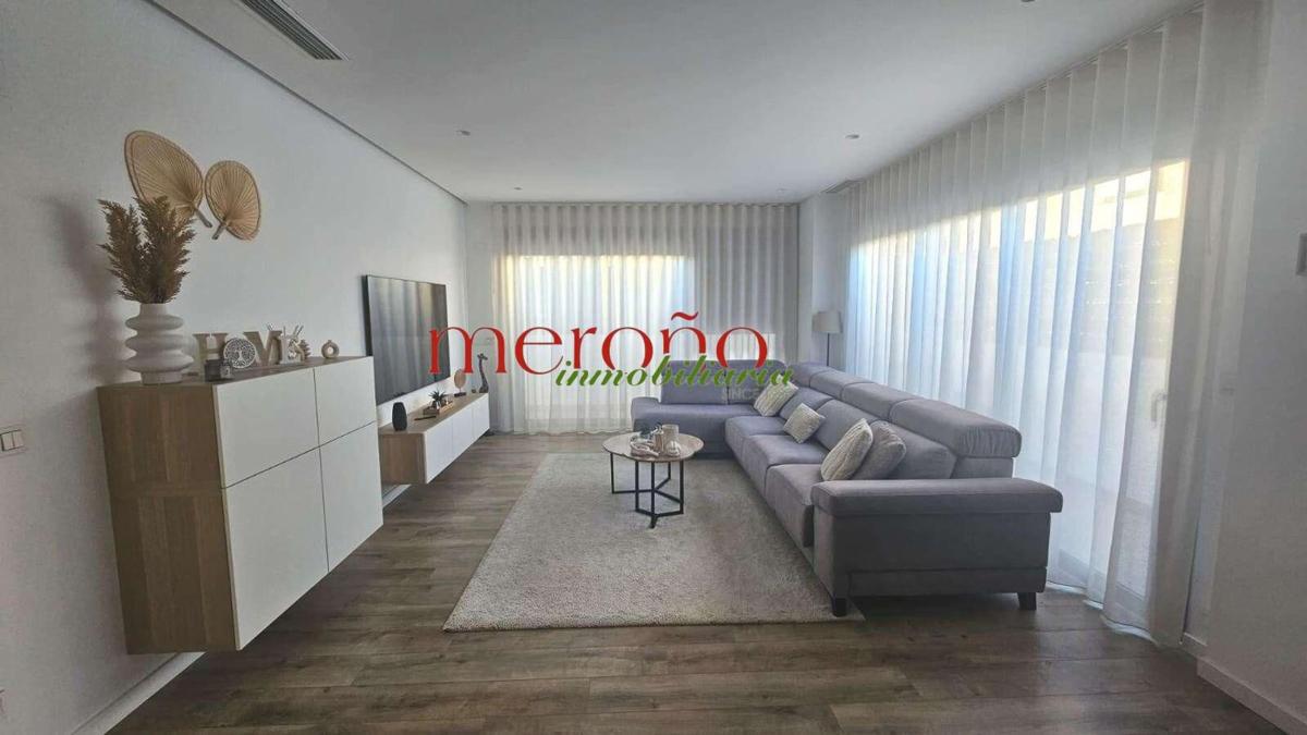 Venta de piso en Piso en Zona Deportiva-Nuevo Altabix, Elche / Elx, Elche / Elx
 photo 2
