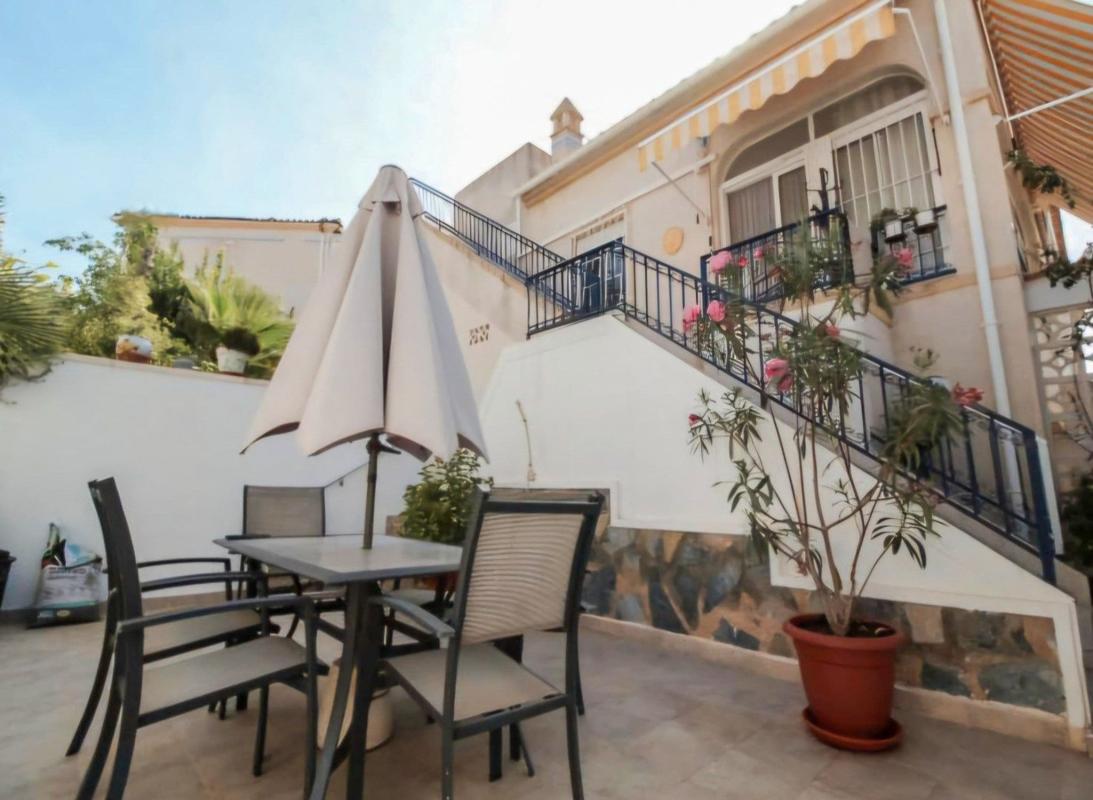 Sale of independent chalet in Casa o chalet en Calle Comillas, Blue Lagoon - Galán, San Miguel de Salinas, San Miguel de Salinas
 photo 3