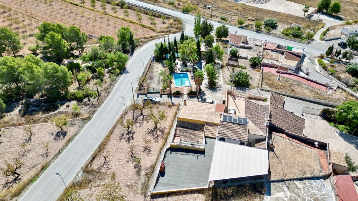 Propiedades en venta y alquiler en España photo 2