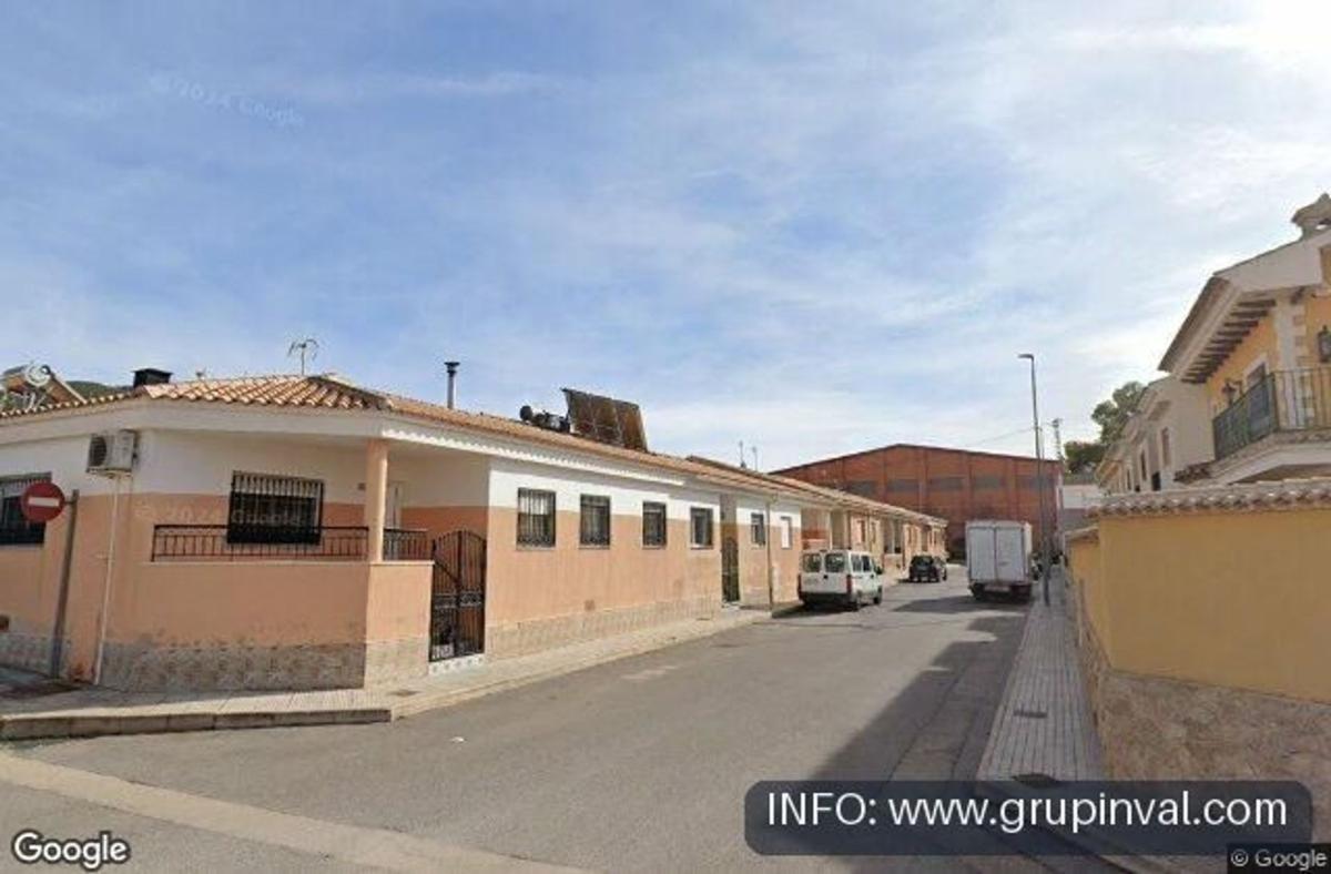 Продажа квартиры на Piso en Calle Juan Ramón Jiménez, Pinoso, Пиносo
photo 1