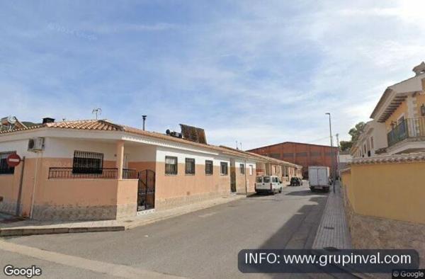 Venta de piso en Piso en Calle Juan Ramón Jiménez, Pinoso, Pinoso
photo 1