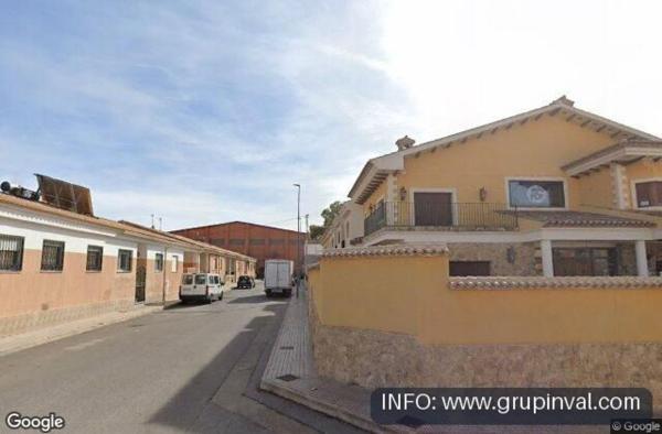 Venta de piso en Piso en Calle Juan Ramón Jiménez, Pinoso, Pinoso
thumbnail 2