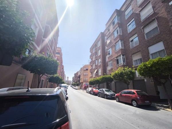 Chalet independiente en venta en Casa o chalet en Ronda Sud, Crevillente, Crevillente
 photo 2