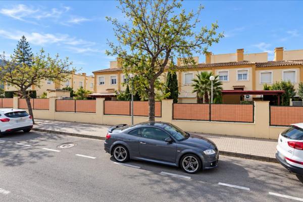 Частный шале на продаже в  Casa o chalet en Camino Pou de la Muntanya, La Pedrera-Vessanes, Denia, Дения photo 3
