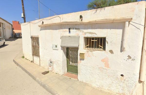 Chalet independiente en venta en Casa o chalet en Calle Santa Clara, Crevillente, Crevillente
 photo 3