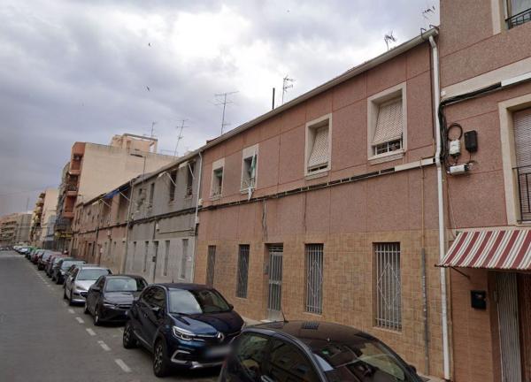 Chalet wolnostojący na sprzedaż w Casa o chalet en Calle Esperidion Porta Requesens, Carrús Este, Elche / Elx, Elche / Elx thumbnail 2