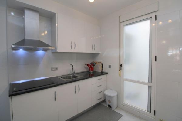 Sale of flat in Piso en La Siesta - El Salado - Torreta, Torrevieja, Torrevieja
 photo 4