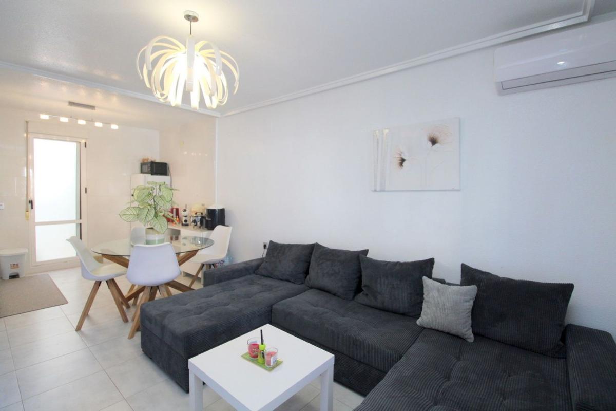 Продажа квартиры на Piso en La Siesta - El Salado - Torreta, Torrevieja, Торревьеха
 photo 5