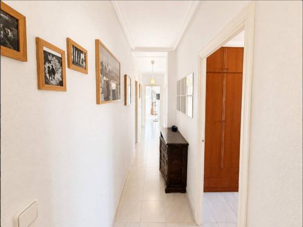Продажа квартиры на Piso en Avenida Doctor Gregorio Marañón, El Acequión, Torrevieja, Торревьеха
 photo 4