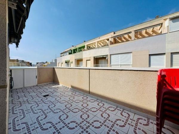 Аттик на продажу в Ático en Calle Mayor, Gaspar Perrelló, Torrevieja, Торревьеха thumbnail 2