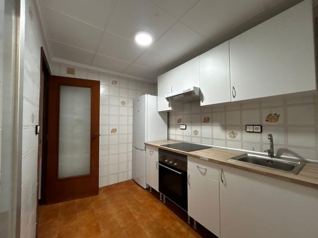 Sale of apartment in Piso en Calle Economista German Bernacer, Virgen del Remedio - Parque lo Morant, Alicante / Alacant, Alicante
photo 5