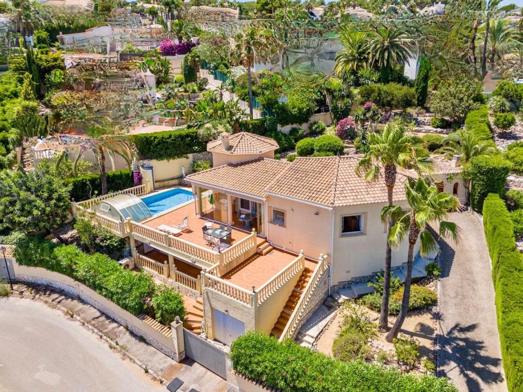 Properties for sale and rent in Spain photo 2