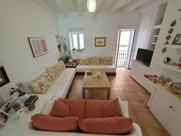 Продажа квартиры на Piso en Centro Urbano, Denia, Дения
 photo 1