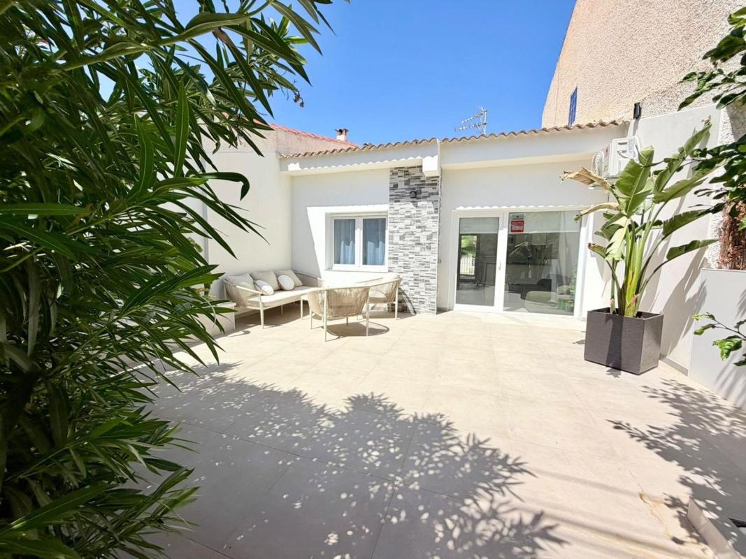 Properties for sale and rent in Spain photo 2