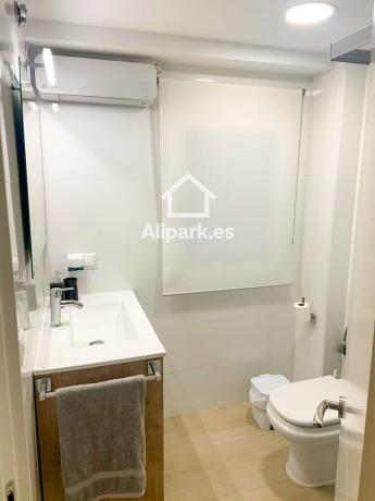 Продажа квартиры на Piso en Calle Presbitero Baltasar Carrasco, San Blas, Alicante / Alacant, Аликанте / Алакант
thumbnail 2