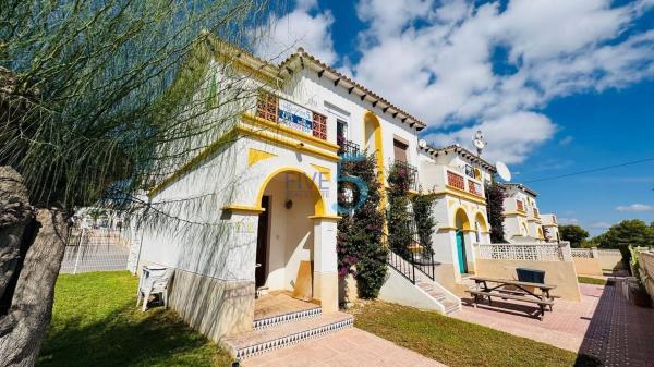 Продажа квартиры на Piso en Blue Lagoon - Galán, San Miguel de Salinas, Сан-Мигель-де-Салинас
photo 1