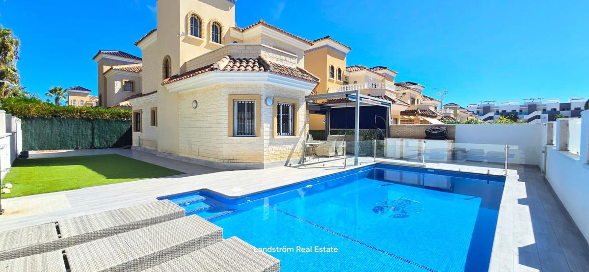 Properties for sale and rent in Spain photo 5