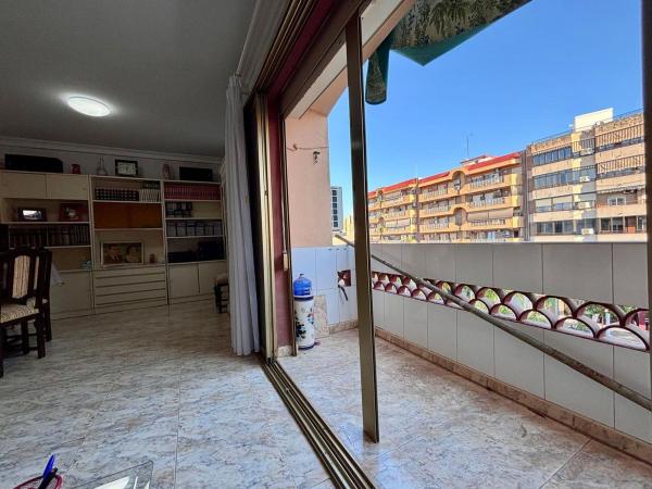 Sprzedaż mieszkania w Piso en Avenida del Padre Esplá, Plà del Bon Repòs-La Goteta, Alicante / Alacant, Alicante / Alacant
 photo 3