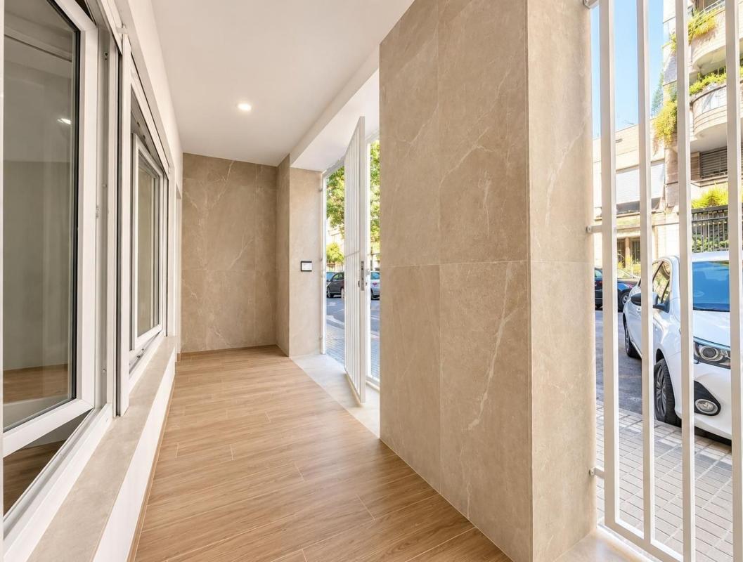 Venta de piso en Piso en Calle Mariano Benlliure, Reina Victoria-Miguel Hernández, Elche / Elx, Elche / Elx
photo 2