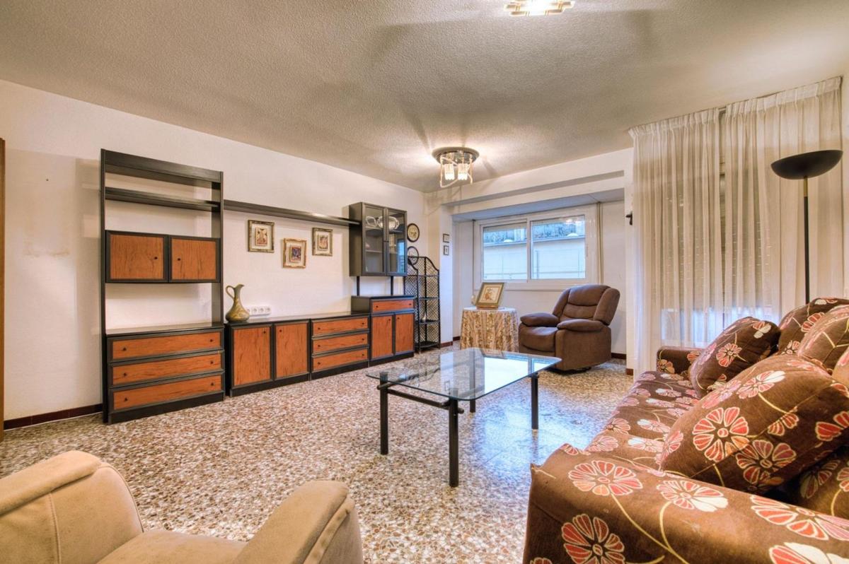 Продажа квартиры на Piso en Plaza, La Florida Portazgo, Alicante / Alacant, Аликанте / Алакант
 photo 2