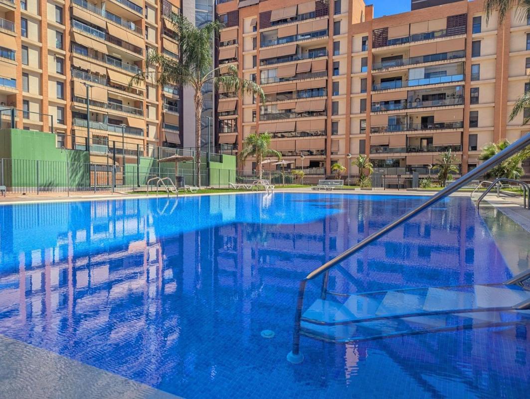Продажа квартиры на Piso en Avenida Médico Ricardo Ferre, Paus, Alicante / Alacant, Аликанте / Алакант
photo 1