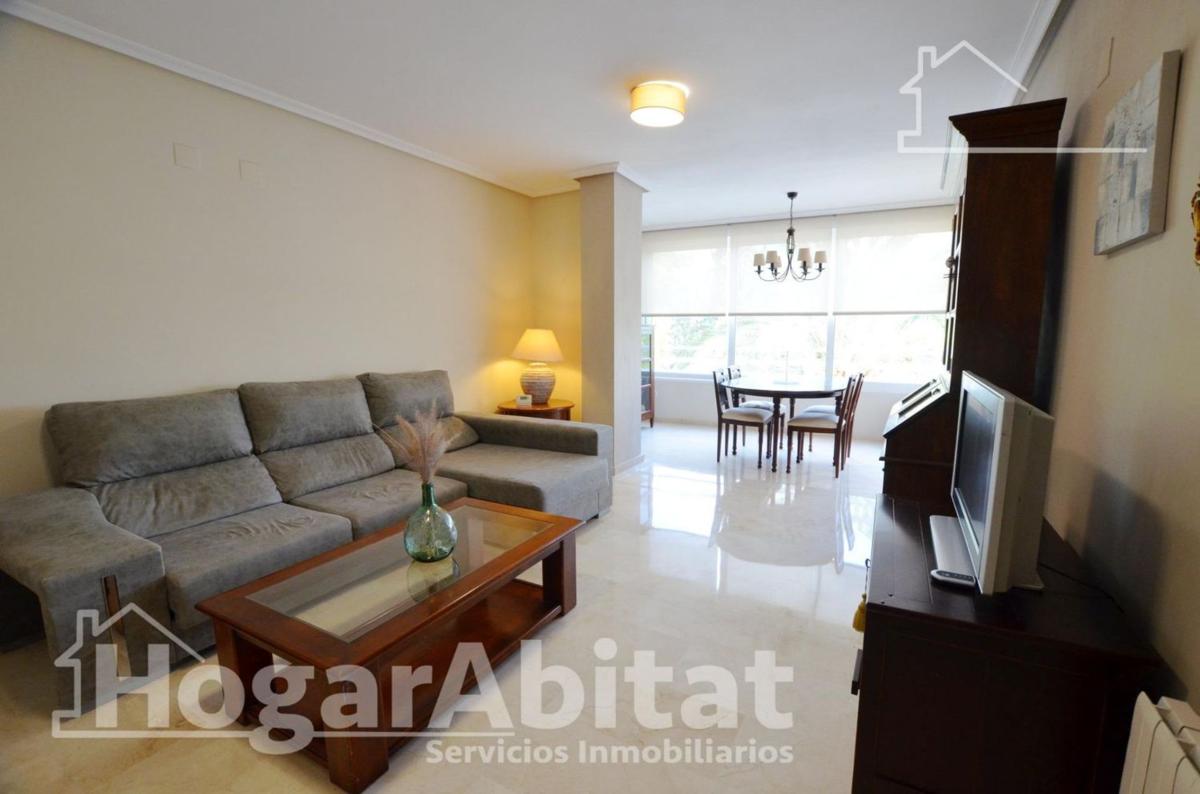 Продажа квартиры на Piso en Calle del Greco, Playa Muchavista, El Campello, Эль Кампельо
photo 3