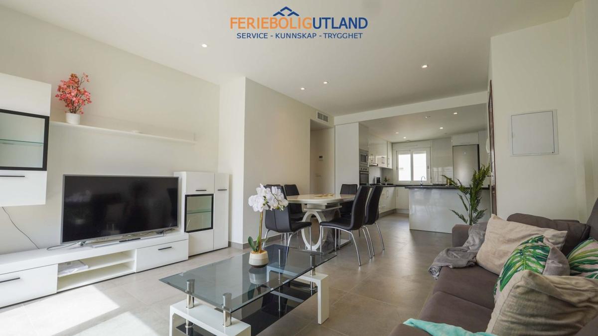 Продажа пентхауса на Ático en Calle Gines Saura Sanchez s/n, Parque Acuático - Sector 25, Torrevieja, Торревьеха photo 5