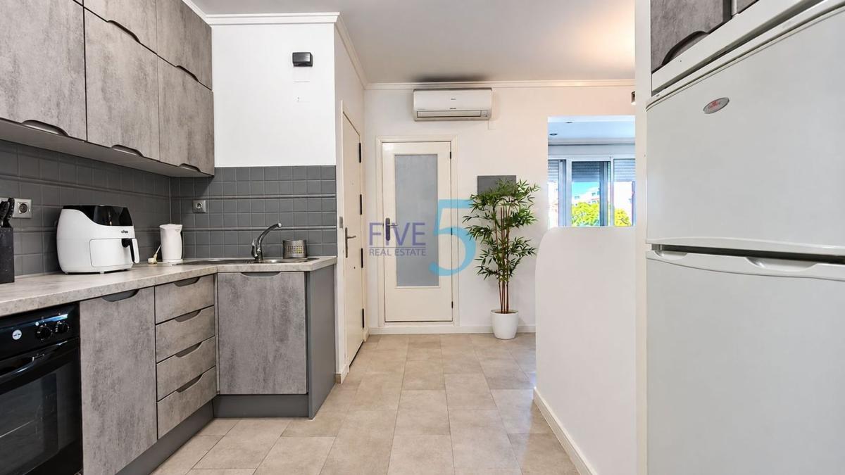 Продажа квартиры на Piso en Avenida Habaneras - Curva de Palangre, Torrevieja, Торревьеха
photo 3
