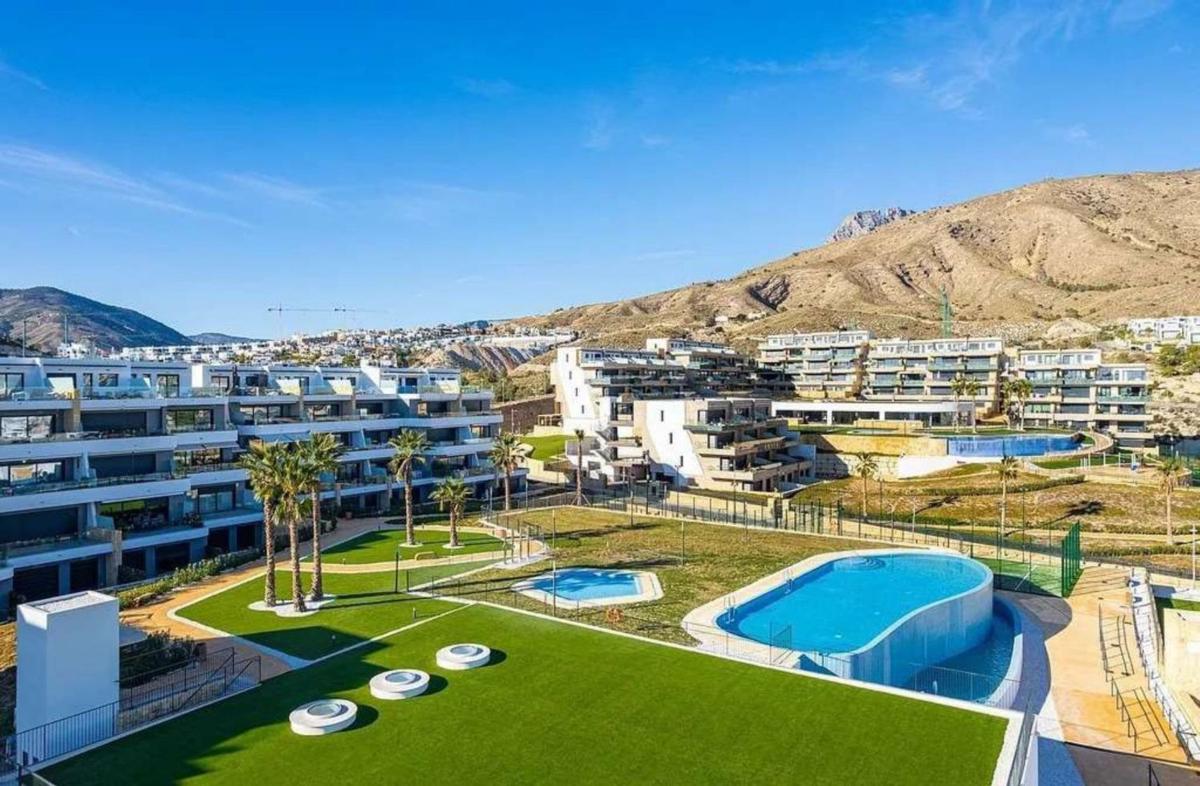 Duplex sale in Dúplex en Calle de Bolívia, 2 a, Balcón de Finestrat-Terra Marina, Finestrat, Finestrat photo 1