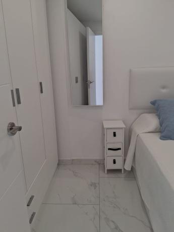 Продажа квартиры на Piso en Avenida de Montecarlo, 22, Zona Sierra Helada, Benidorm, Бенидорм
thumbnail 2