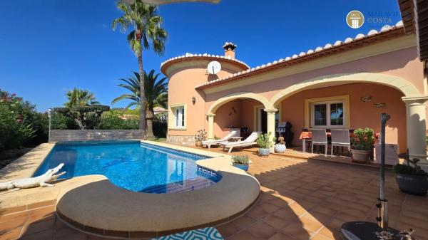 Chalet wolnostojący na sprzedaż w Casa o chalet en Pinomar - Pinosol, Jávea/Xàbia, Jávea/Xàbia thumbnail 3