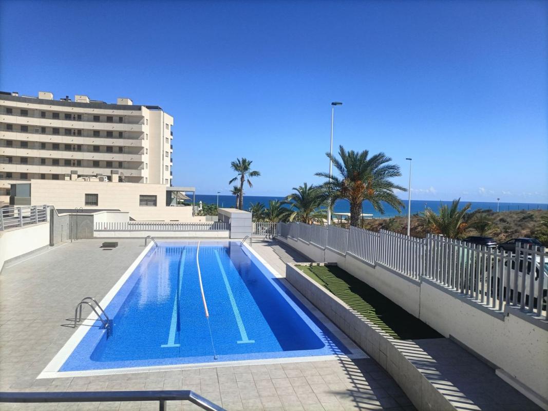 Sale of apartment in Piso en Calle Albacete, 9 -2-2, Arenales del Sol, Elche / Elx, Elche / Elx
photo 1