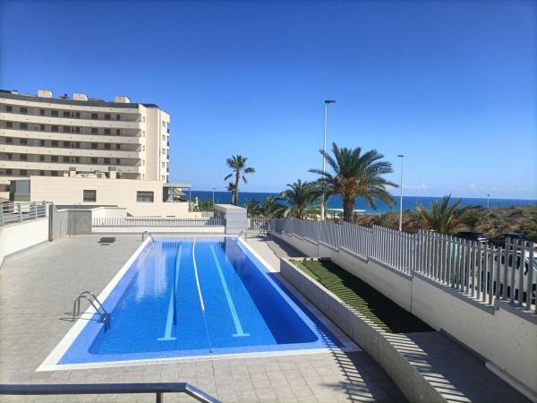 Sale of flat in Piso en Calle Albacete, 9 -2-2, Arenales del Sol, Elche / Elx, Elche / Elx
 photo 1