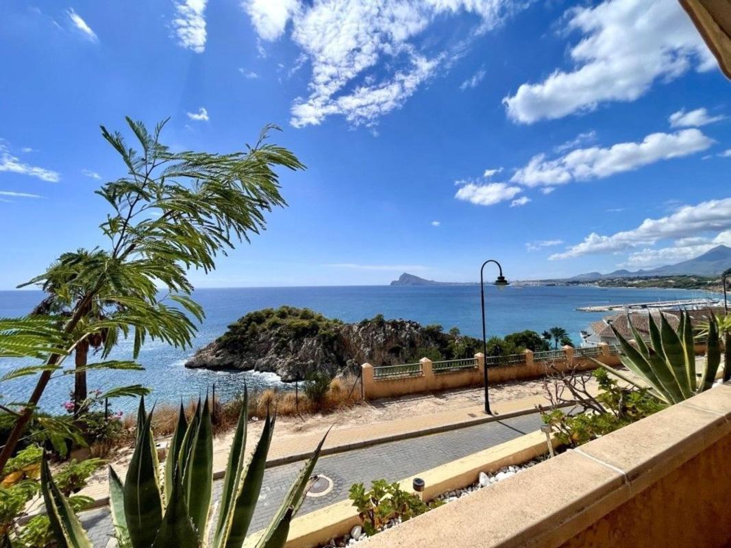 Sale of apartment in Piso en Ronda del Atardecer, Zona de Mascarat, Altea, Altea
 photo 5