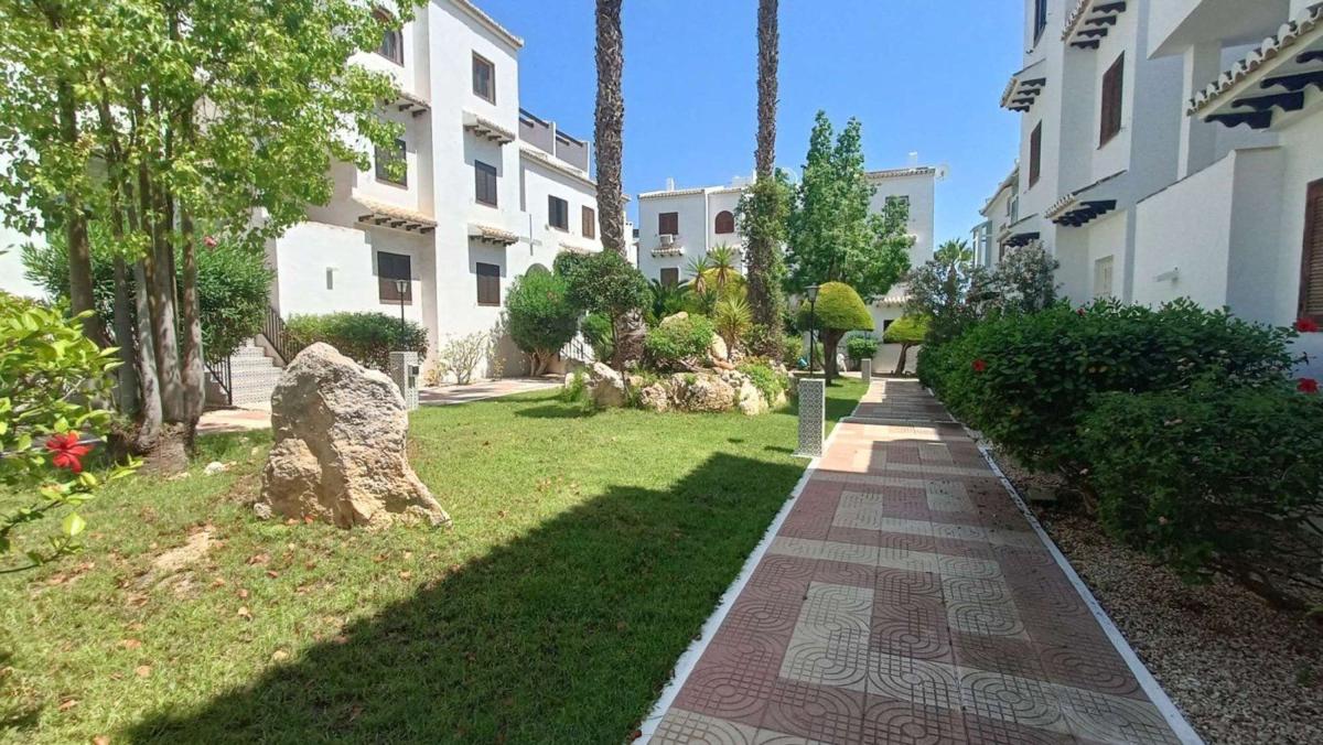 Продажа квартиры на Piso en Rojales Hills - Rosa Bungalows, Rojales, Рохалес
photo 4