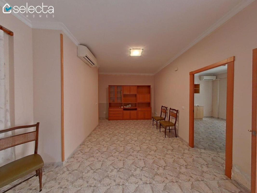 Properties for sale and rent in Spain photo 3