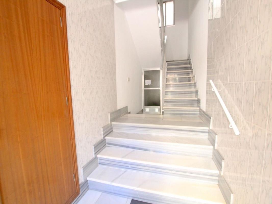 Продажа квартиры на Piso en Calle Alta, Gaspar Perrelló, Torrevieja, Торревьеха
photo 3