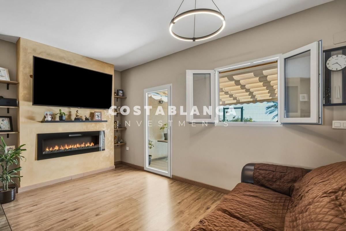 Properties for sale and rent in Spain photo 3