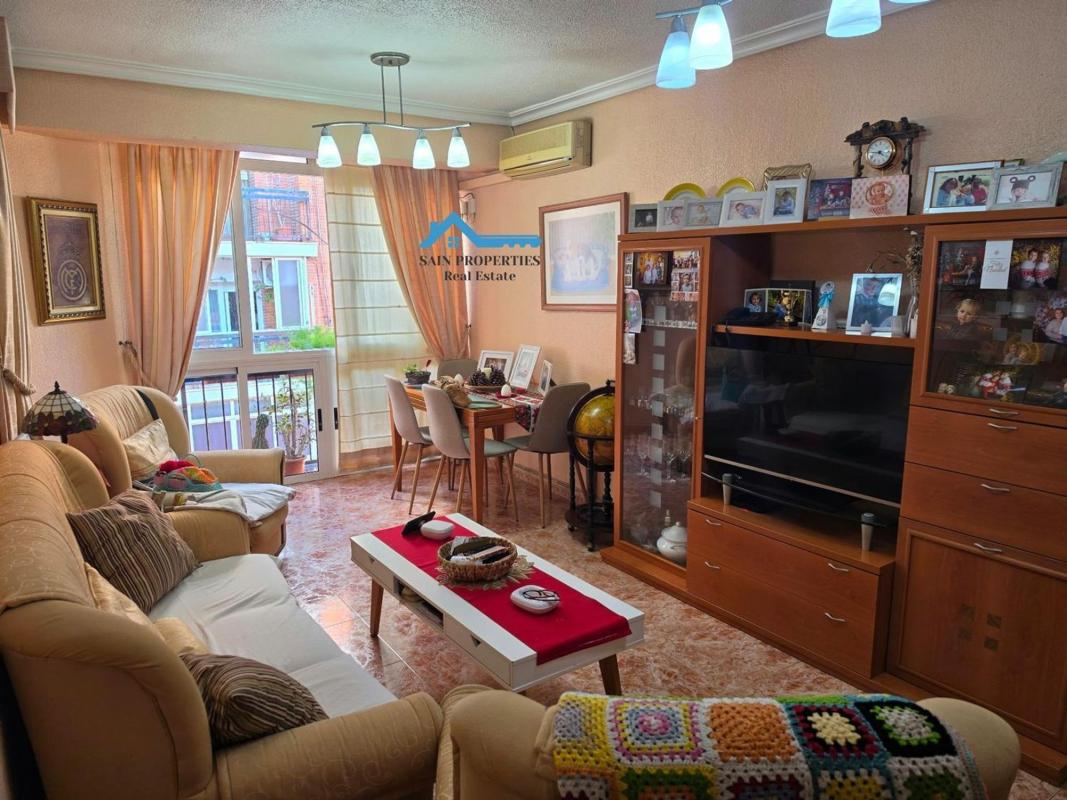 Sale of apartment in Piso en Los Ángeles, Alicante / Alacant, Alicante
 photo 2